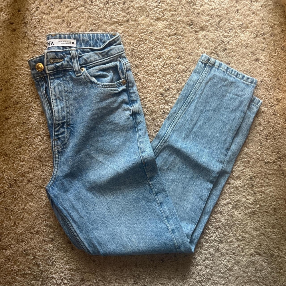 Zara Light Blue Straight Leg Jeans